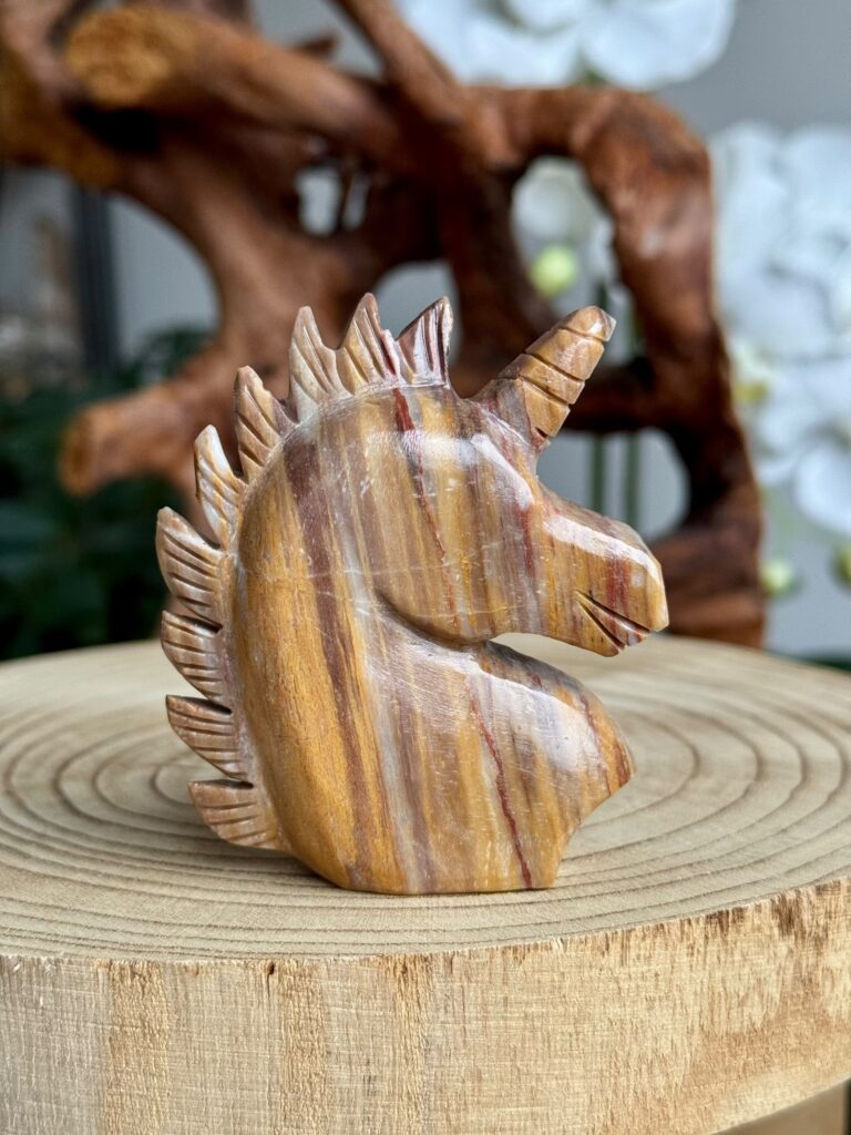 Eenhoorn van calciet